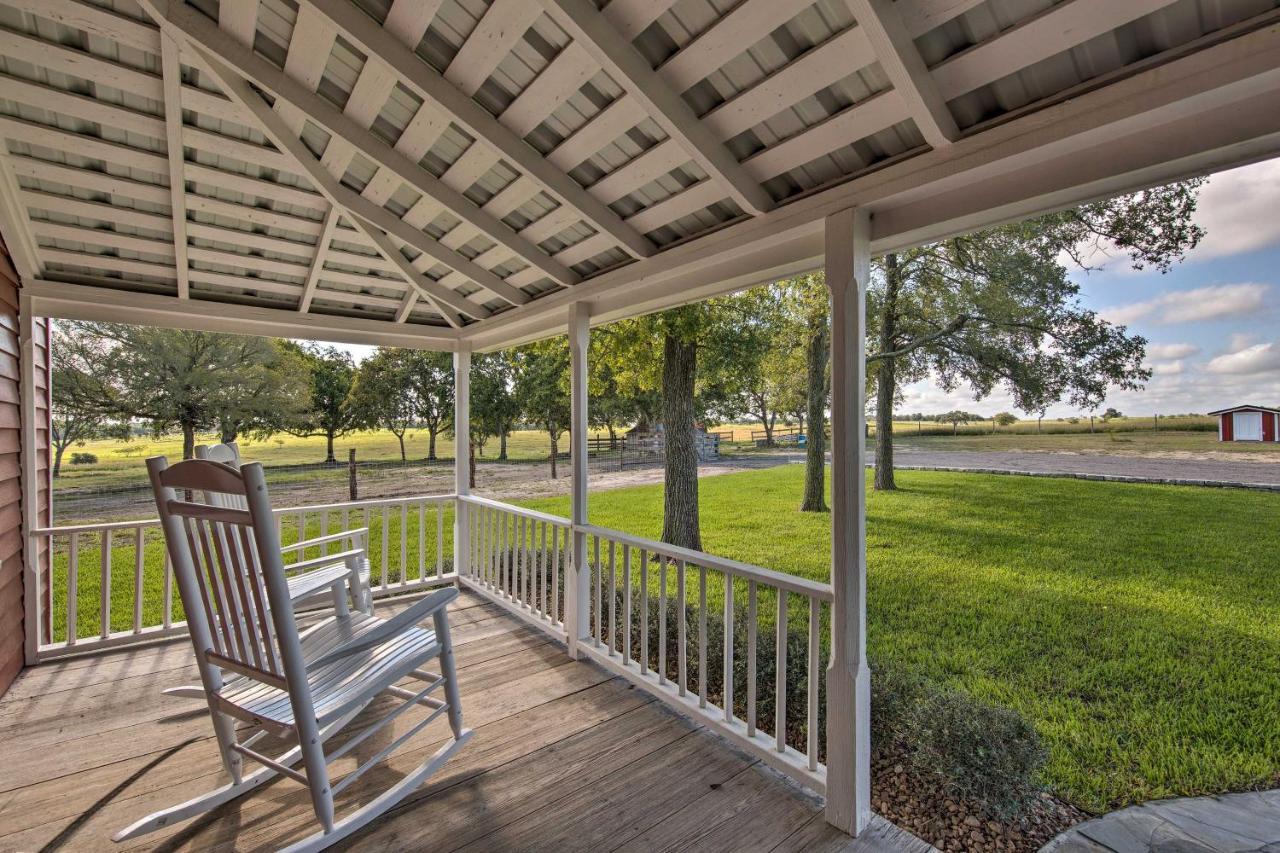 Peaceful Schulenburg Farmhouse With Fire Pit And Grill Exterior photo